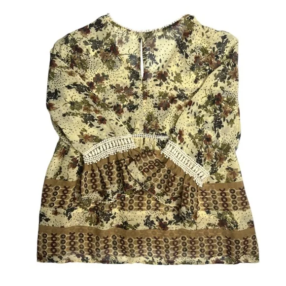 JohnPaulRichard Blouse - Picture 3 of 13